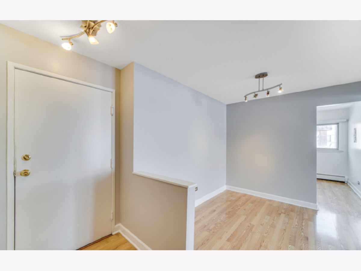  For Sale Glendale Heights Illinois, 1557 Jill Court