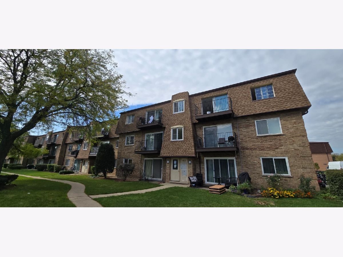 Condominiums For Rent Bay Colony Des Plaines Illinois, 9475 Bay Colony