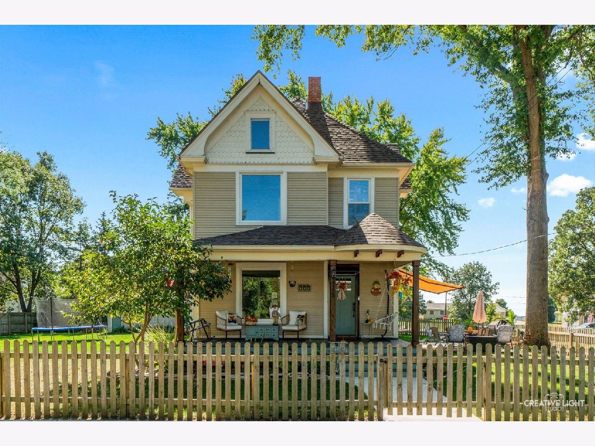  For Sale Sheridan Illinois, 325 Grant Street