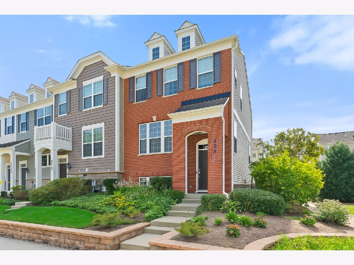  For Sale Arlington Heights Illinois, 805 Hamlin Lane