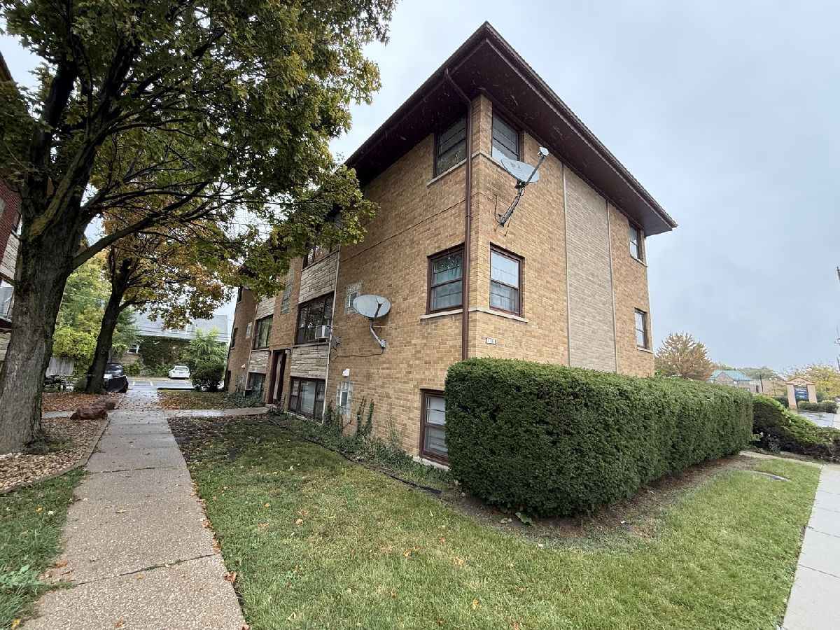For Rent River Forest Illinois, 7762 Madison
