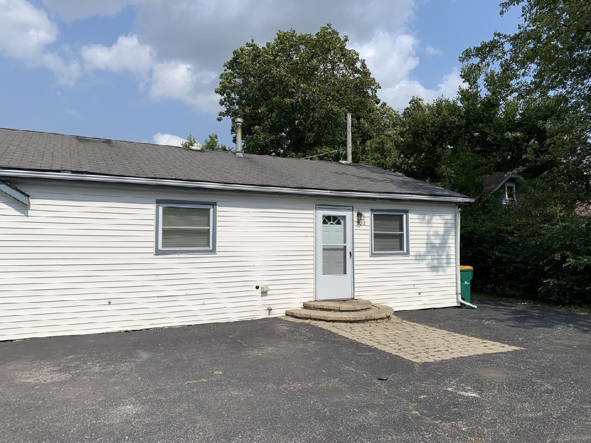  Rented Round Lake Illinois, 222 Park