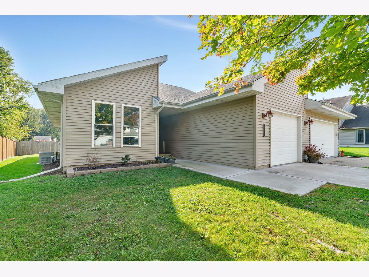  For Sale Diamond Illinois, 210 Kevin Drive