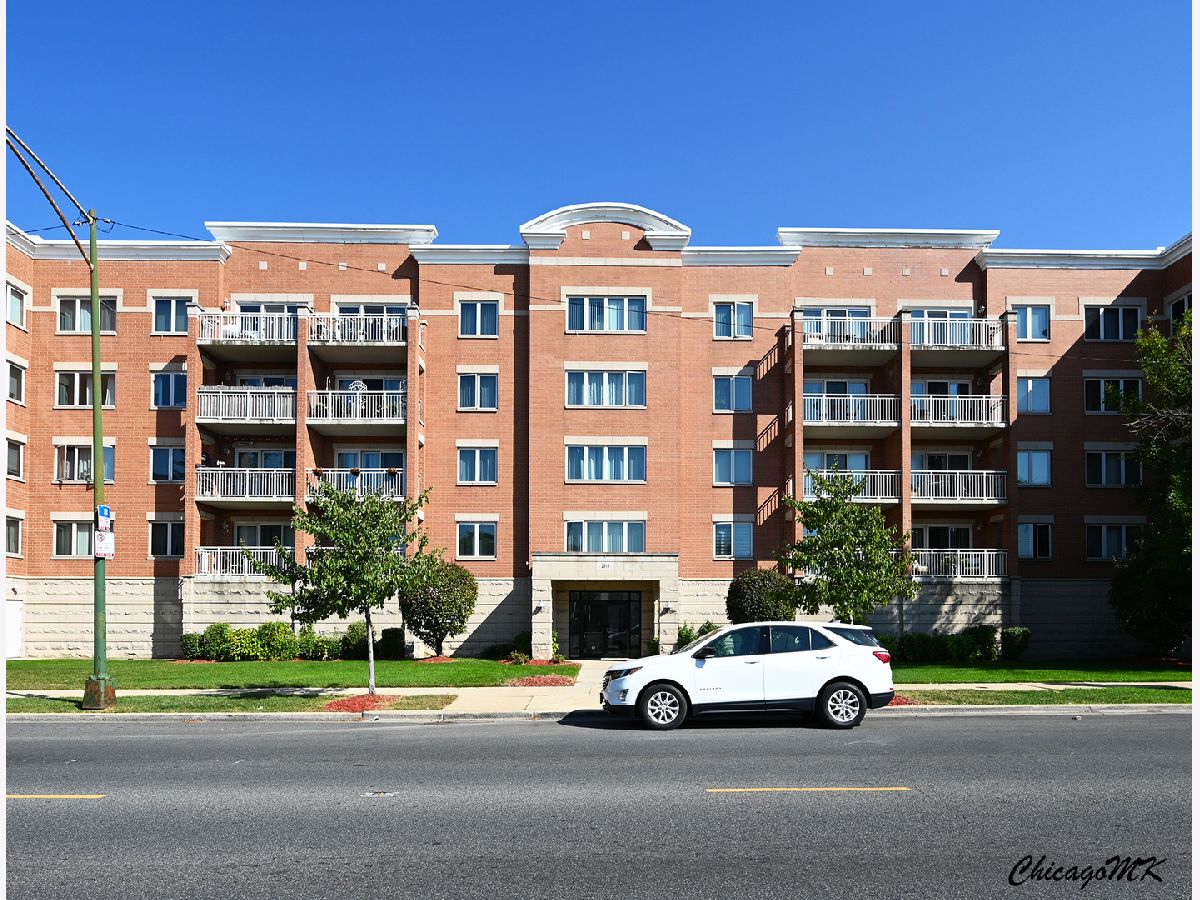 For Sale Chicago Illinois, 2919 Harlem Avenue