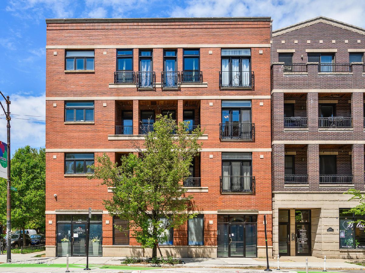  For Sale Chicago Illinois, 3205 Hoyne Avenue