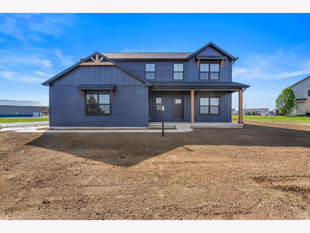  For Sale Heyworth Illinois, 500 Prairie Meadows Drive