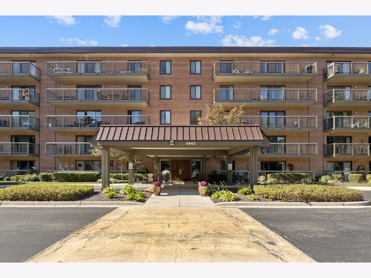 For Sale Willowbrook Illinois, 6443 Clarendon Hills Road