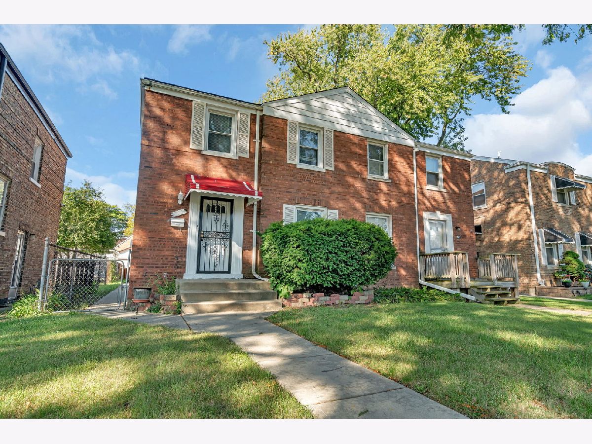  For Sale Bellwood Illinois, 330 Geneva Avenue