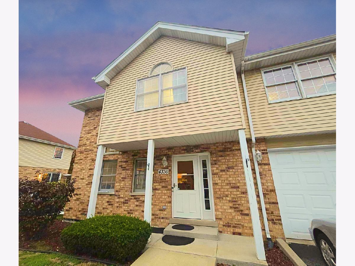 For Sale Alsip Illinois, 4336 Emerald Way Street
