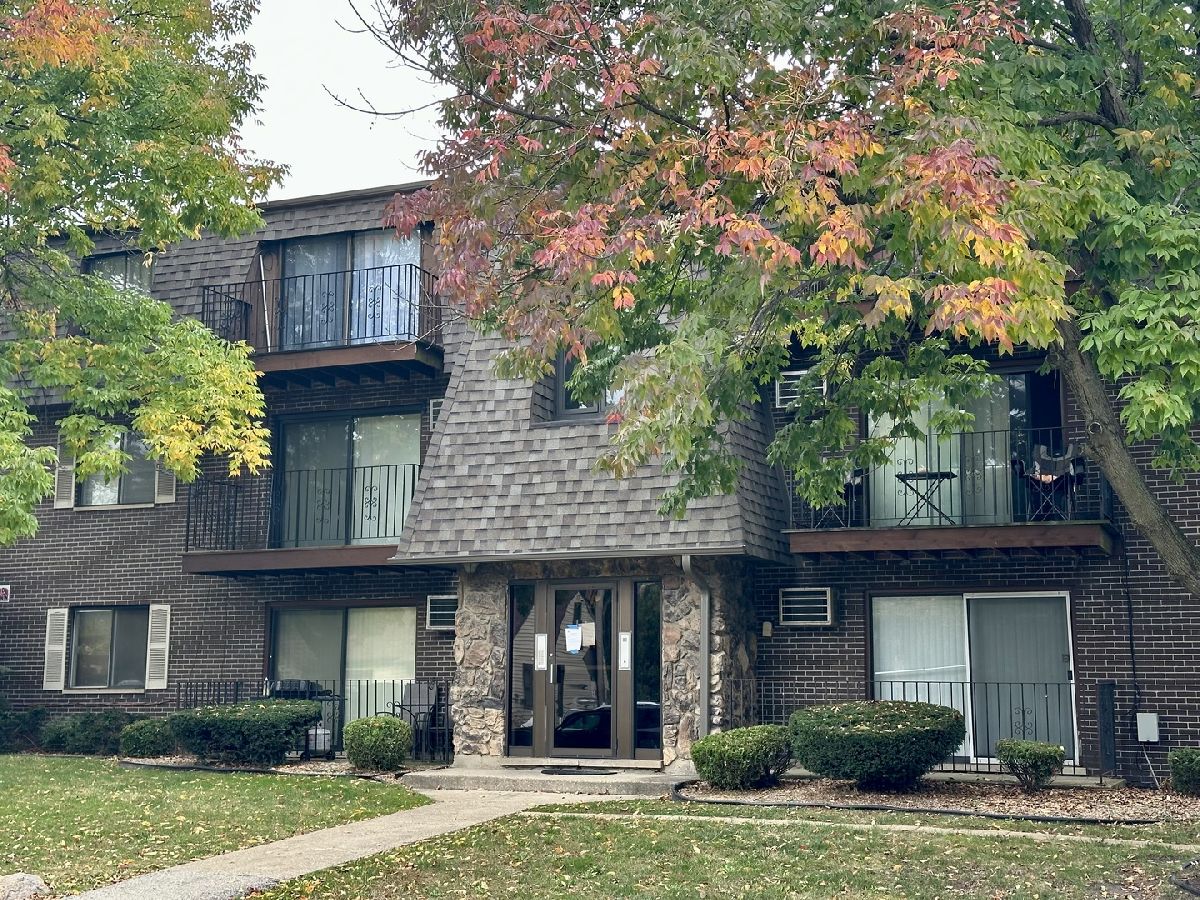  For Sale Worth Illinois, 10504 Highland Avenue