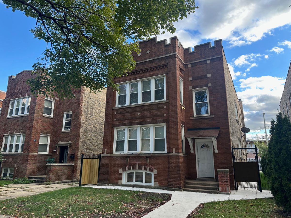  Rented Chicago Illinois, 4129 Barry
