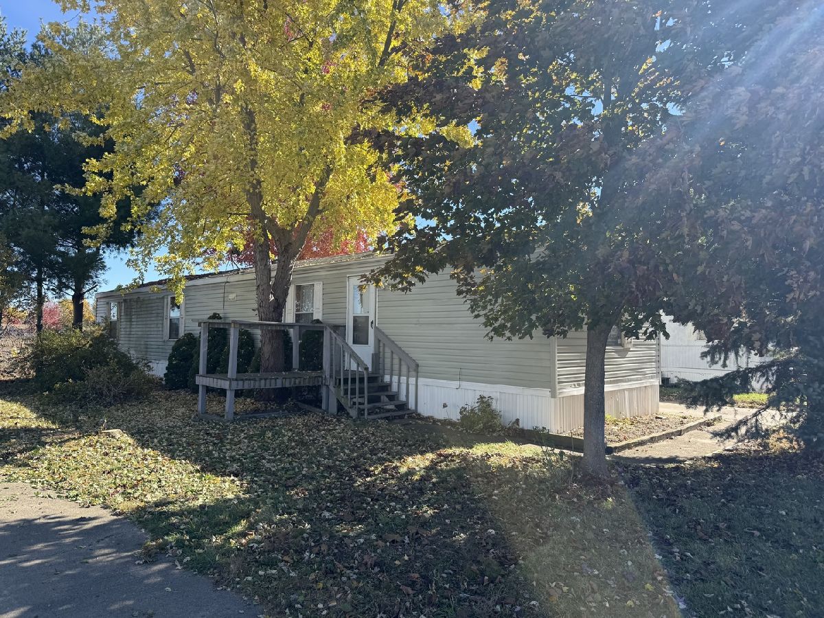  For Sale Amboy Illinois, 16 Wasson Road