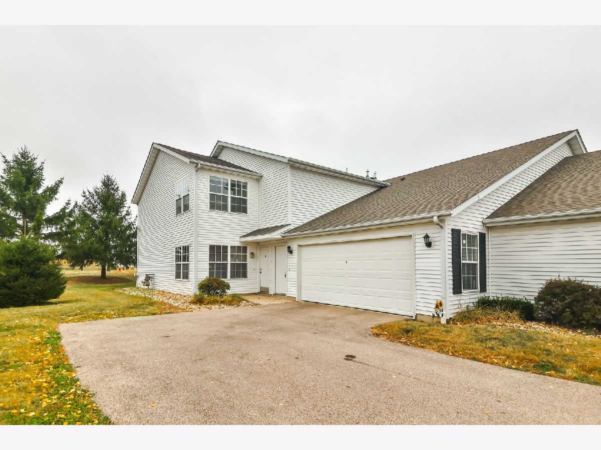 For Sale Poplar Grove Illinois, 13000 Primrose Place