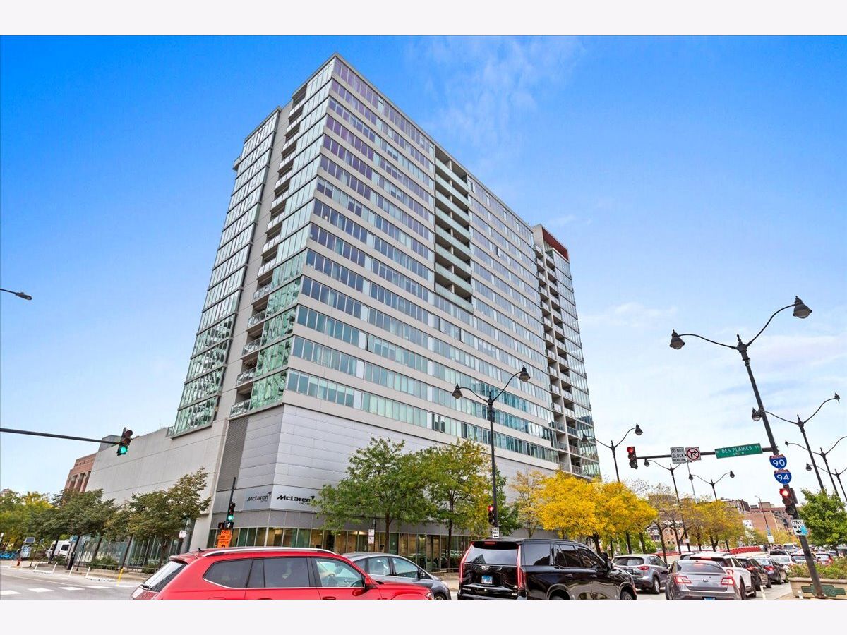 For Rent Chicago Illinois, 659 Randolph