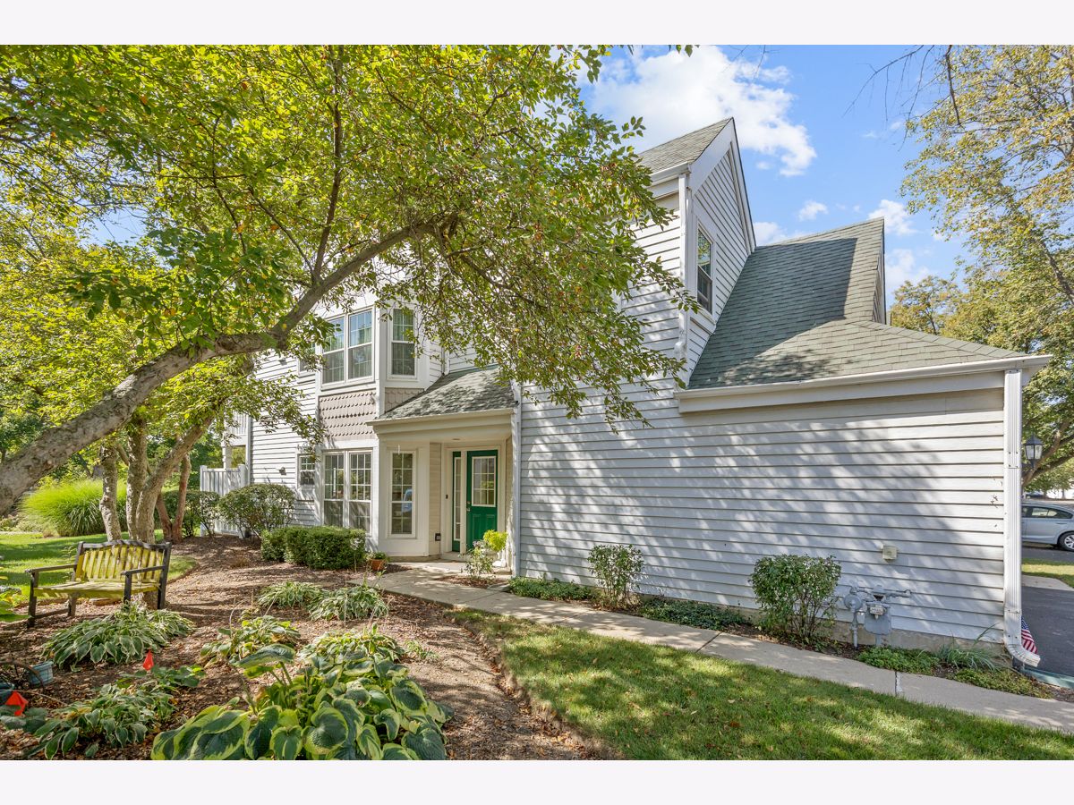  For Sale Wauconda Illinois, 309 Stillwater Court