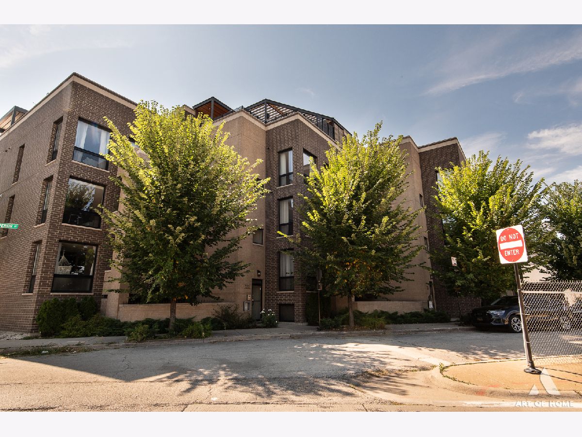  For Sale Chicago Illinois, 1203 Superior Street