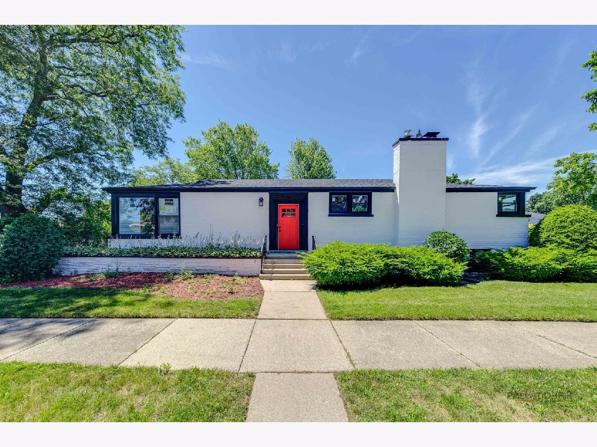 For Rent Lincolnwood Illinois, 4021 Estes
