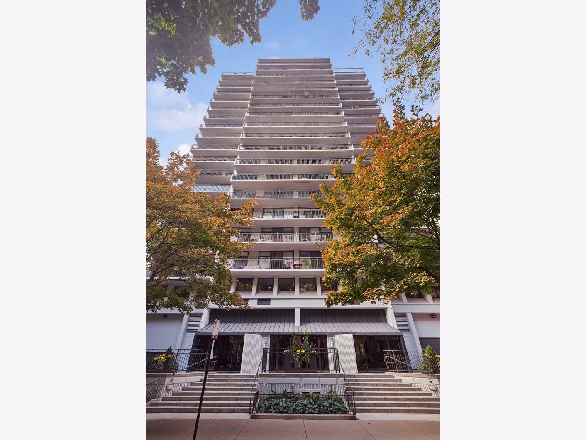  For Sale Chicago Illinois, 1430 Astor Street