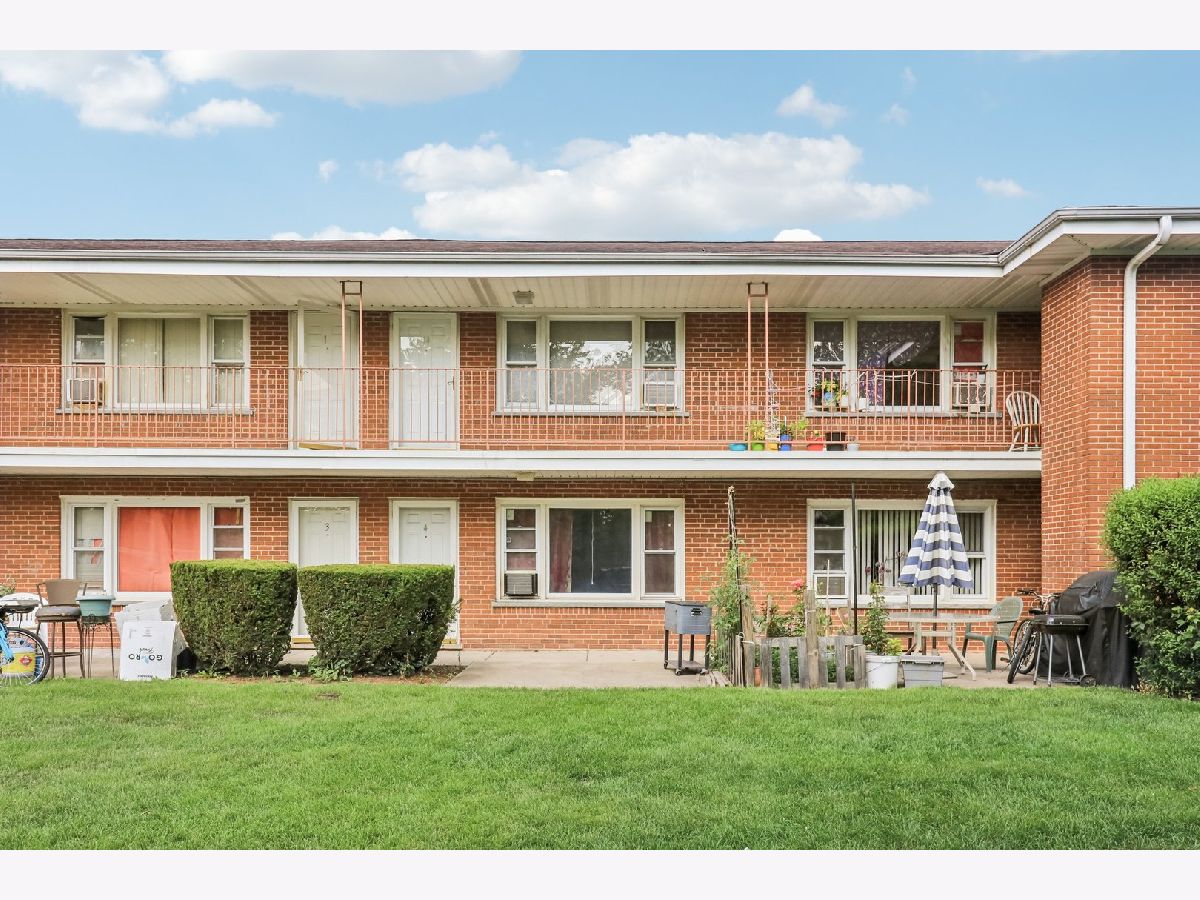  For Sale Arlington Heights Illinois, 1107 Algonquin Road