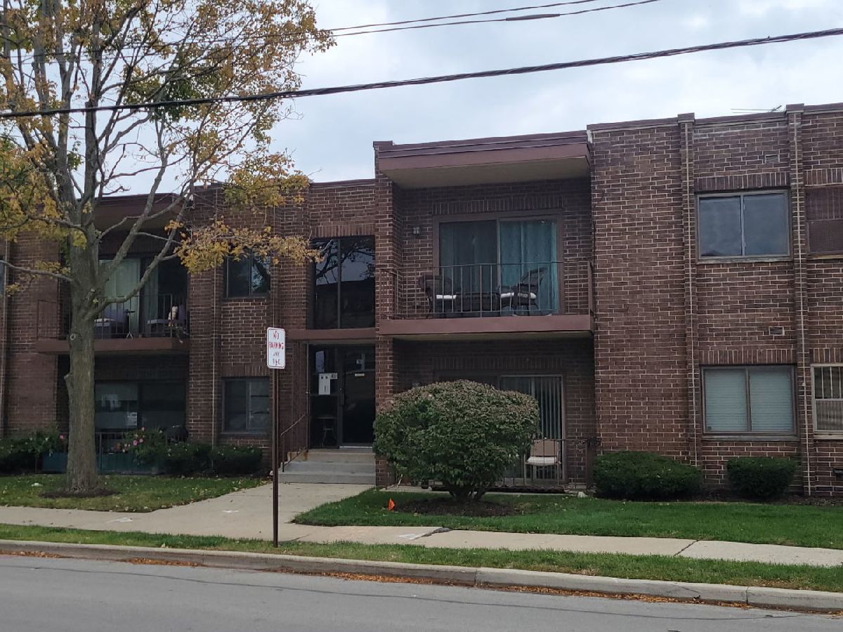 For Rent Elmhurst Illinois, 105 Arlington