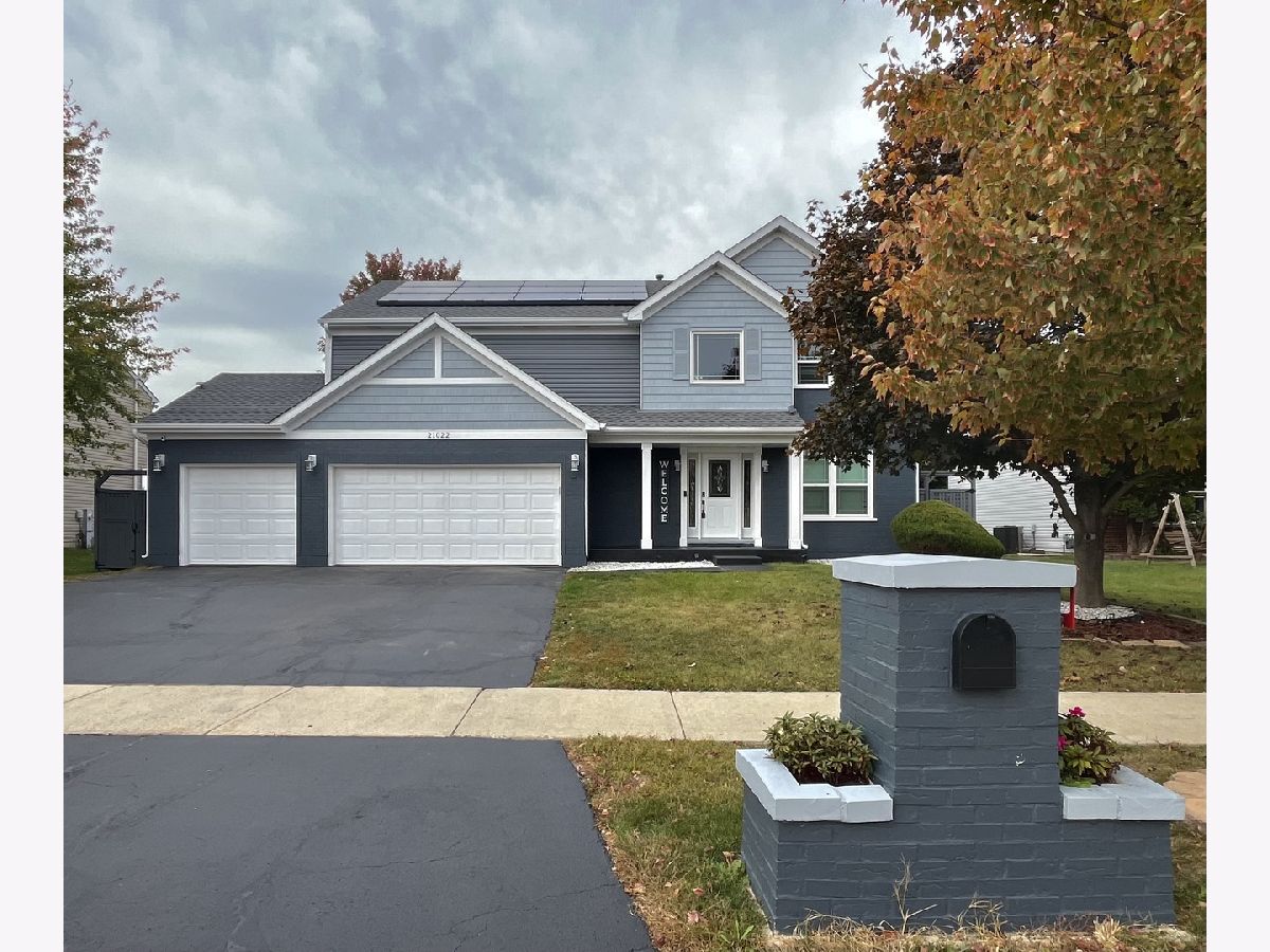 For Sale Crest Hill Illinois, 21022 Longmeadow Drive