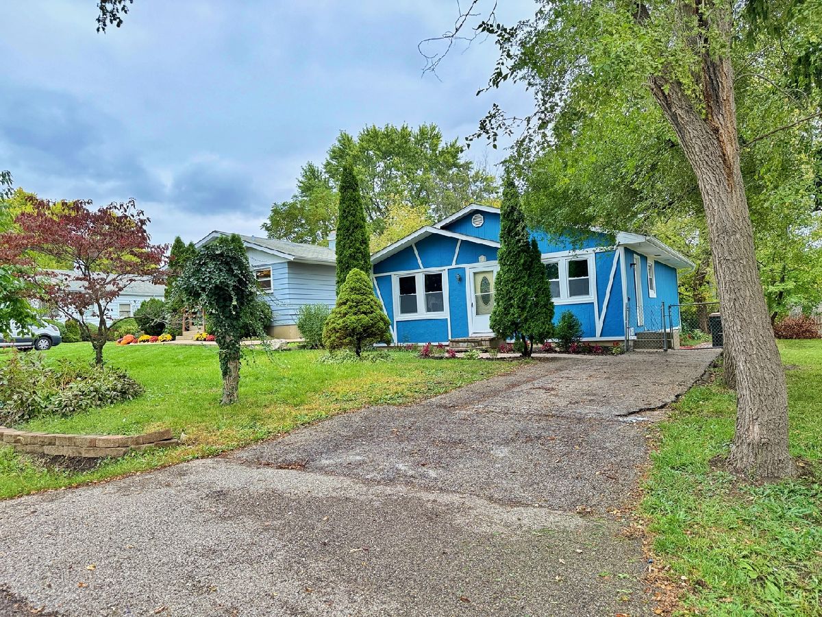  For Sale Round Lake Beach Illinois, 1309 Channel Drive