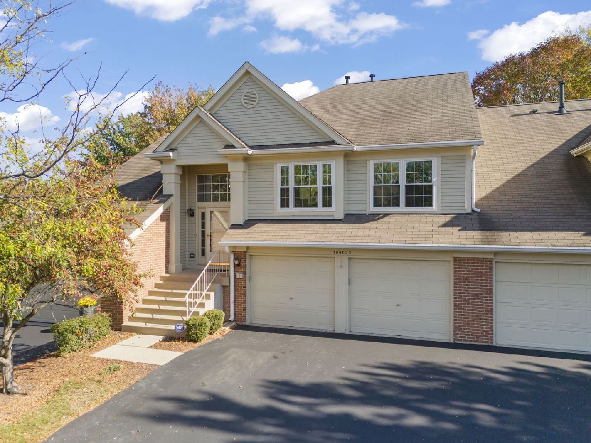 Townhomes & Condos For Sale Maple Hill Warrenville Illinois, 30W023 Cedar Court