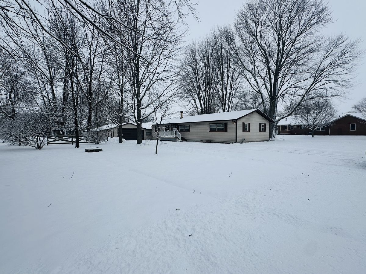  Sold Mansfield Illinois, 107 South