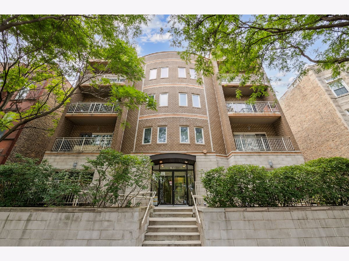  For Sale Chicago Illinois, 1928 Kedzie Avenue