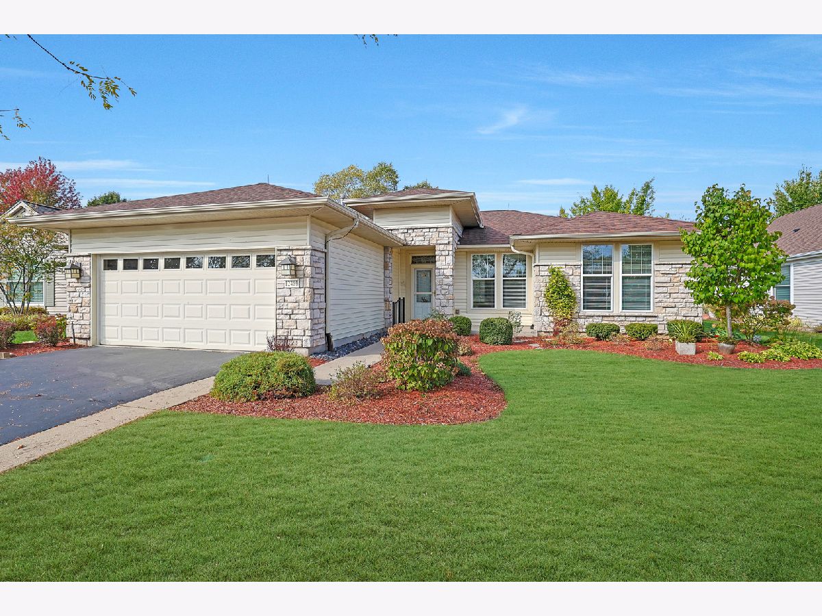  For Sale Huntley Illinois, 12461 Cold Springs Drive