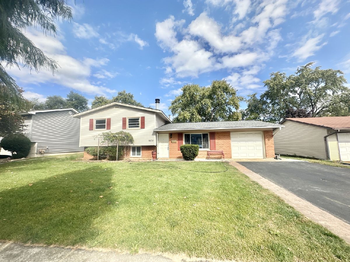  For Rent Hanover Park Illinois, 1431 Walnut