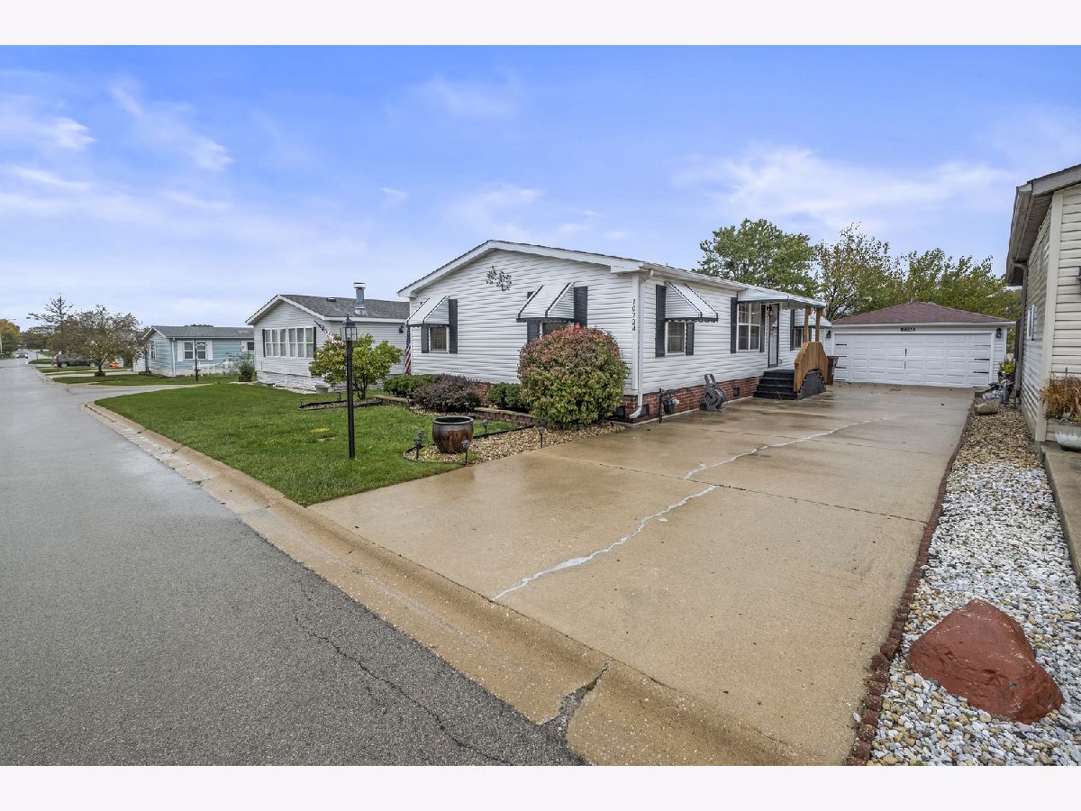  For Sale Frankfort Illinois, 10724 Gateway Drive