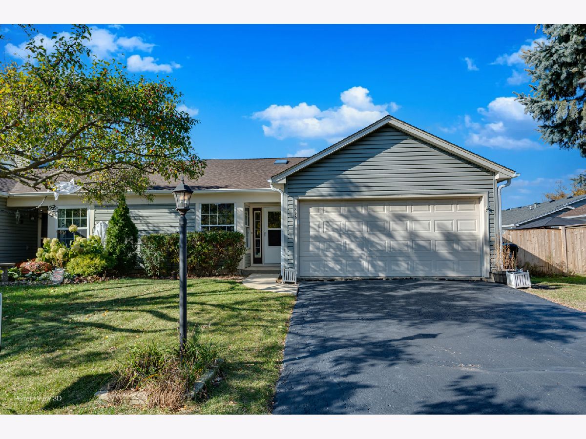 Townhomes For Sale Ranchview Naperville Illinois, 1896 Appaloosa Drive