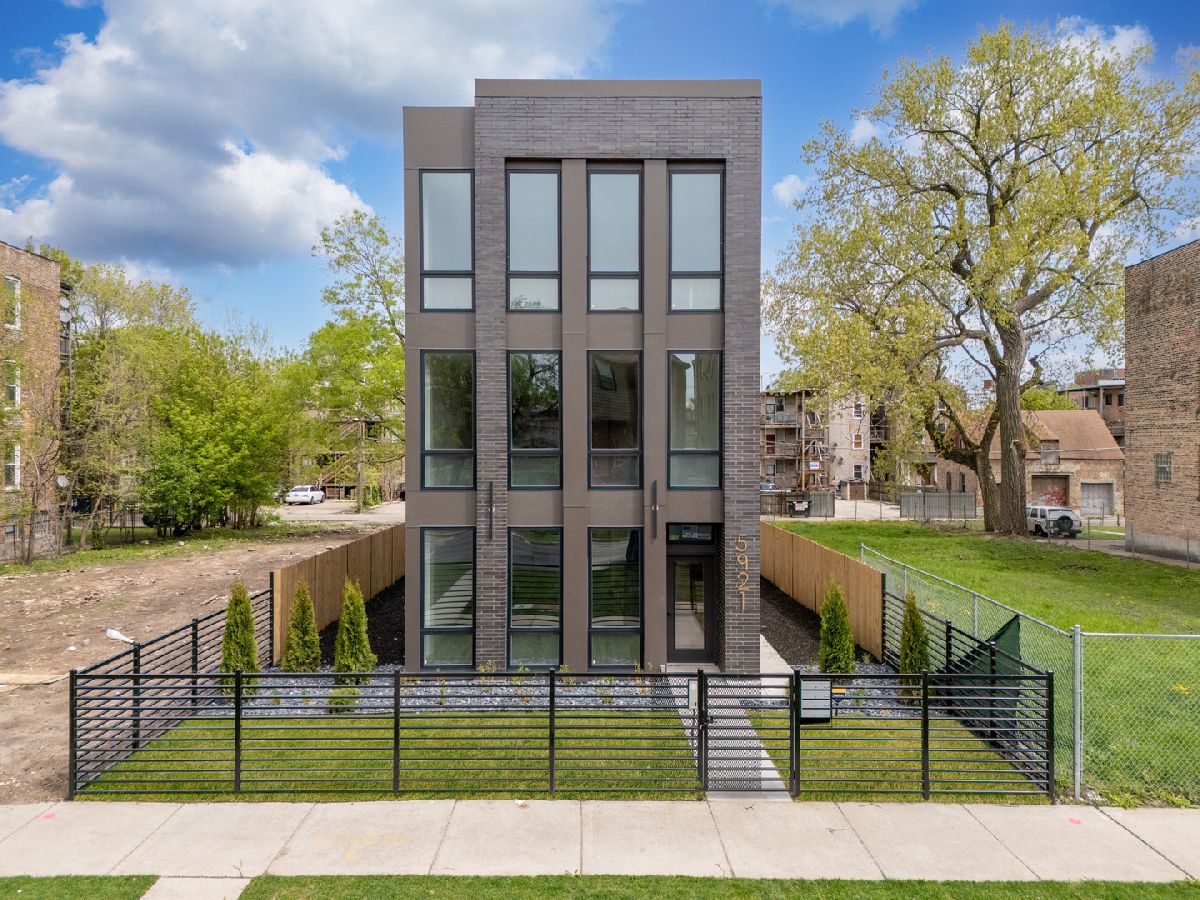 For Rent Chicago Illinois, 5921 Calumet