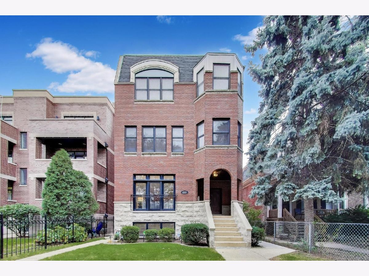  Sold Chicago Illinois, 2449 Logan