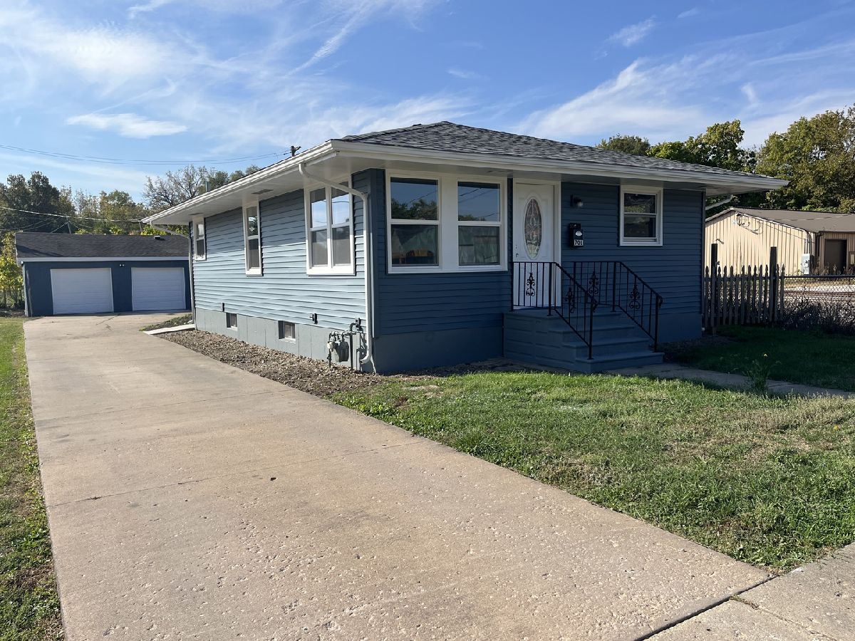  For Sale Streator Illinois, 701 Lundy Street