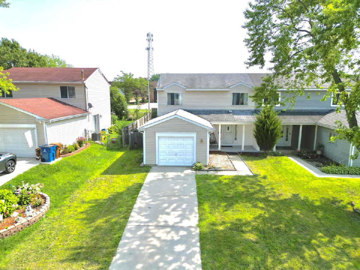  For Sale Glendale Heights Illinois, 67 Stonefield Drive