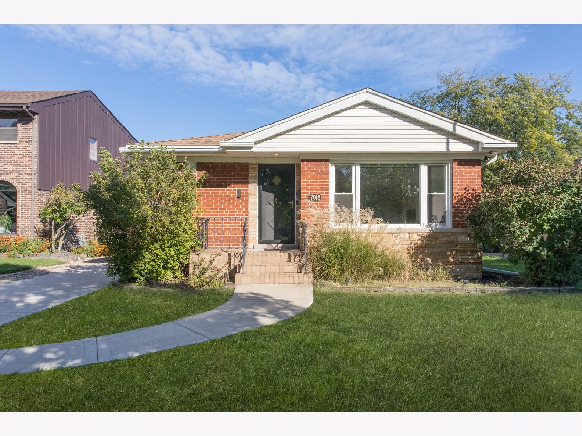 For Sale Niles Illinois, 7018 Birchwood Avenue