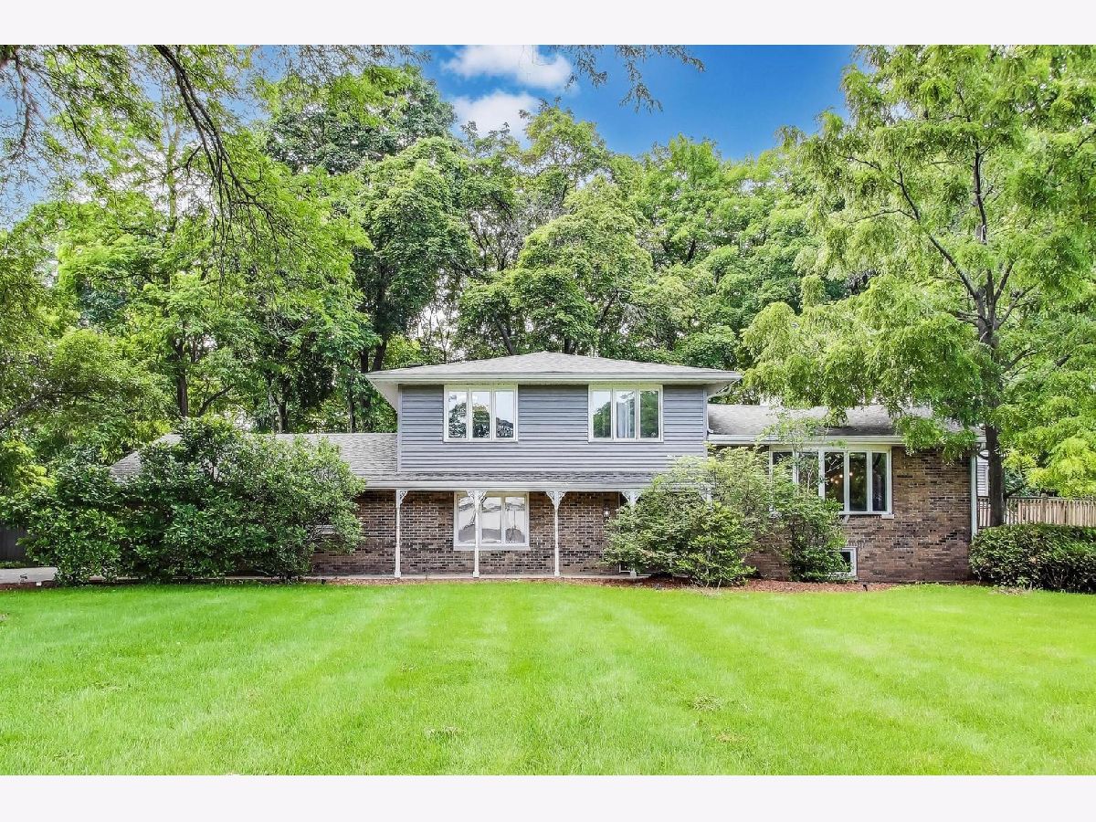 Homes For Sale Arbor Vista Grayslake Illinois, 32362 Pine Avenue