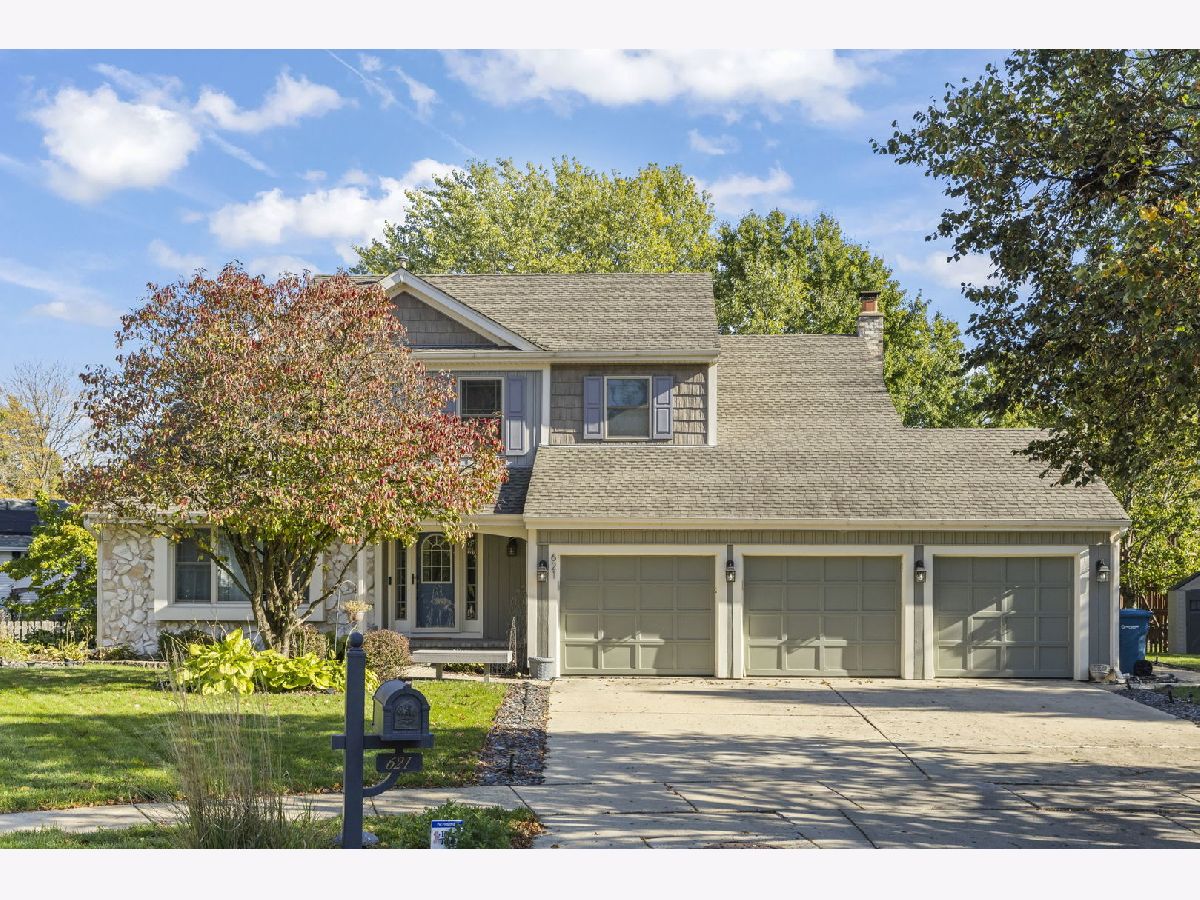 Homes For Sale Tartans Glen West Dundee Illinois, 621 Lindsay Court