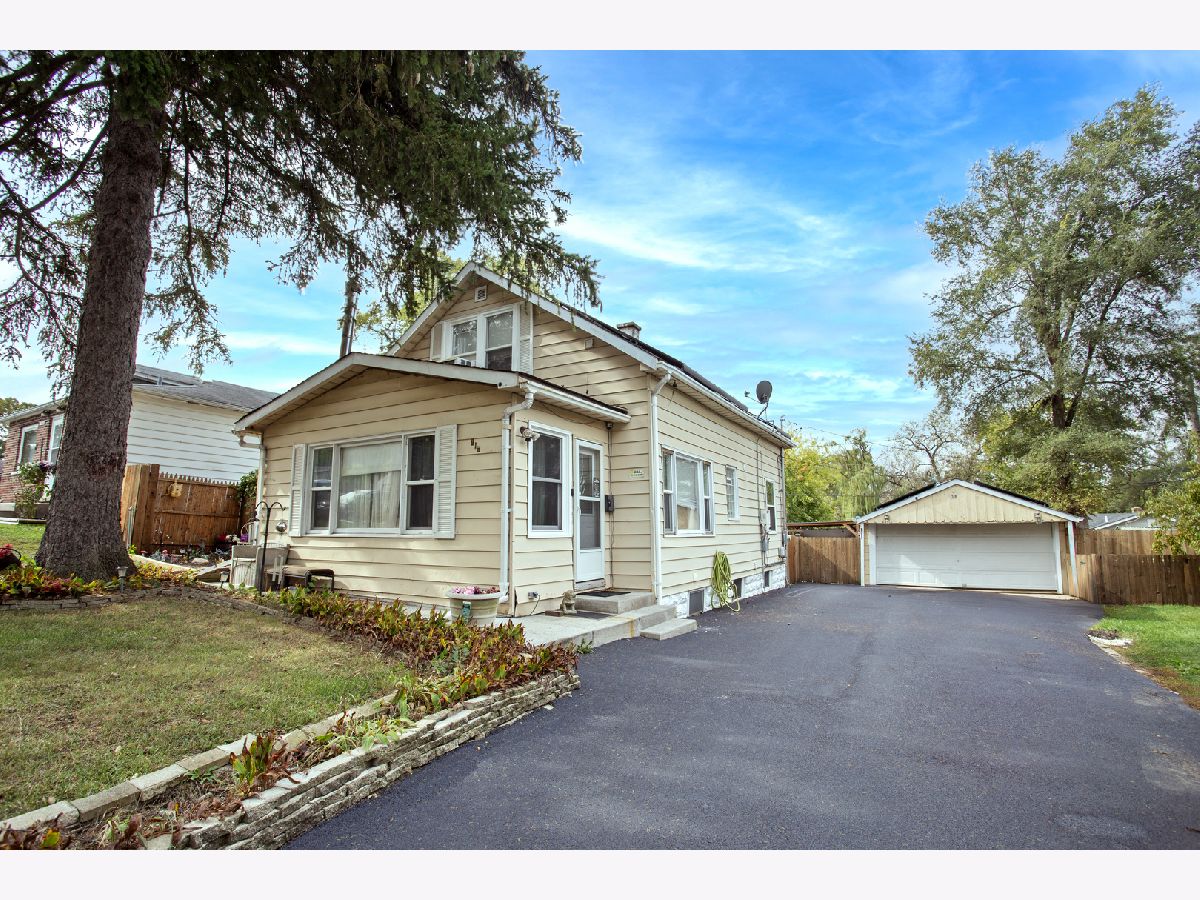  For Sale Round Lake Beach Illinois, 918 Clarendon Drive