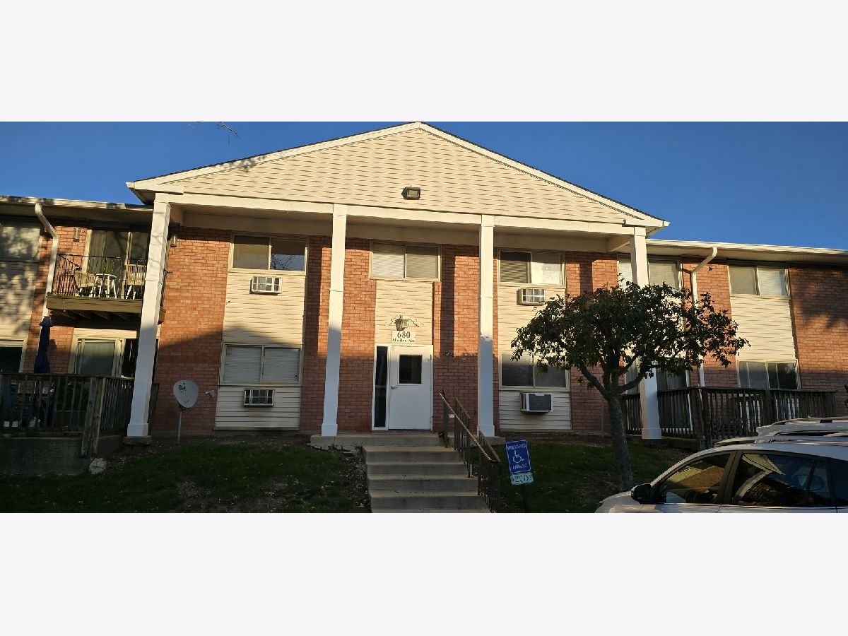  For Sale Glendale Heights Illinois, 680 Marilyn Avenue