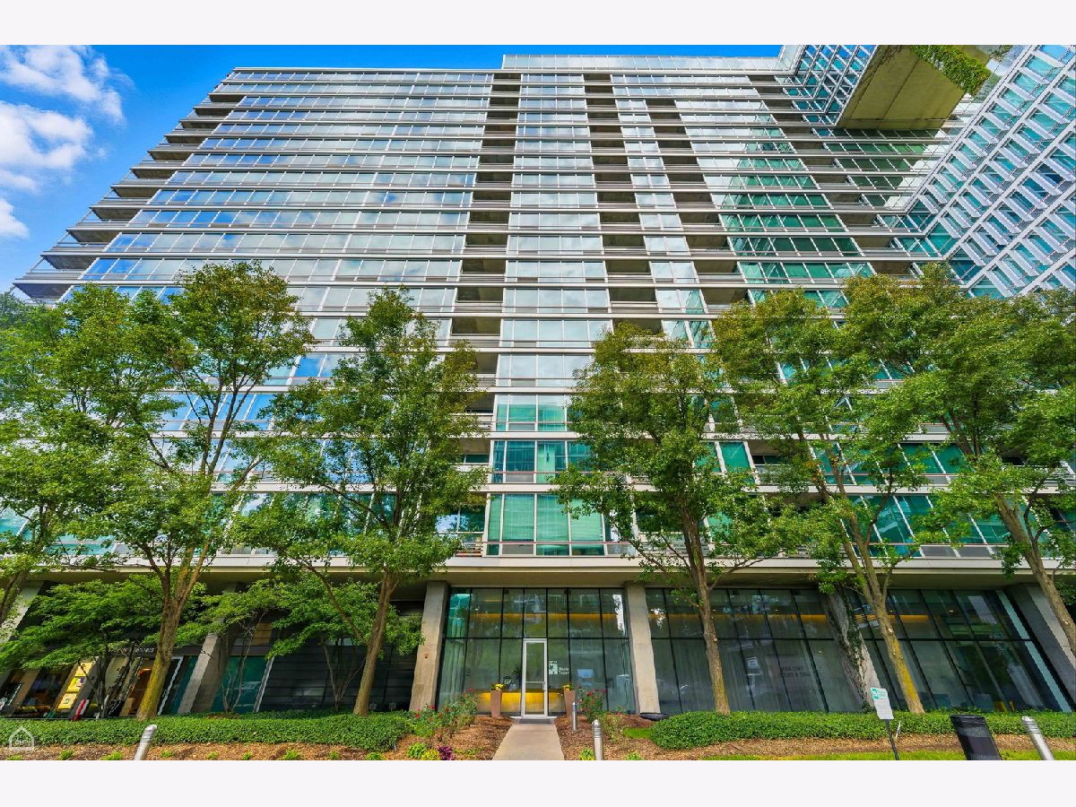 For Rent Skokie Illinois, 9725 Woods