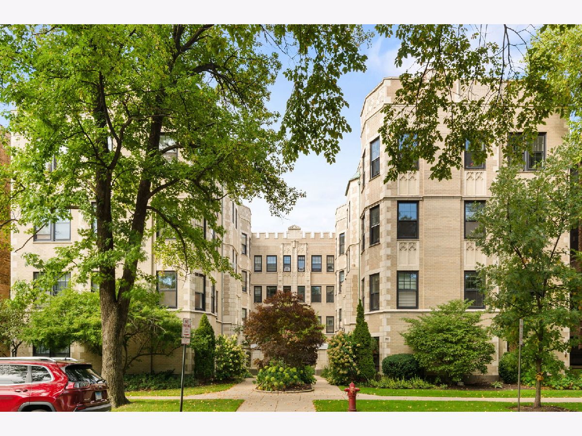  For Sale Evanston Illinois, 548 Sheridan Road