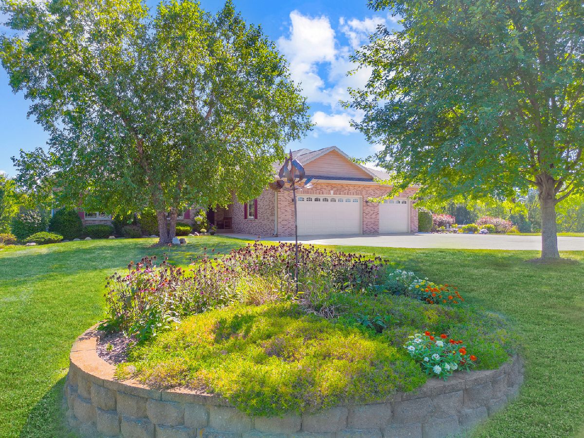  For Sale Burlington Wisconsin, 5619 352nd Avenue