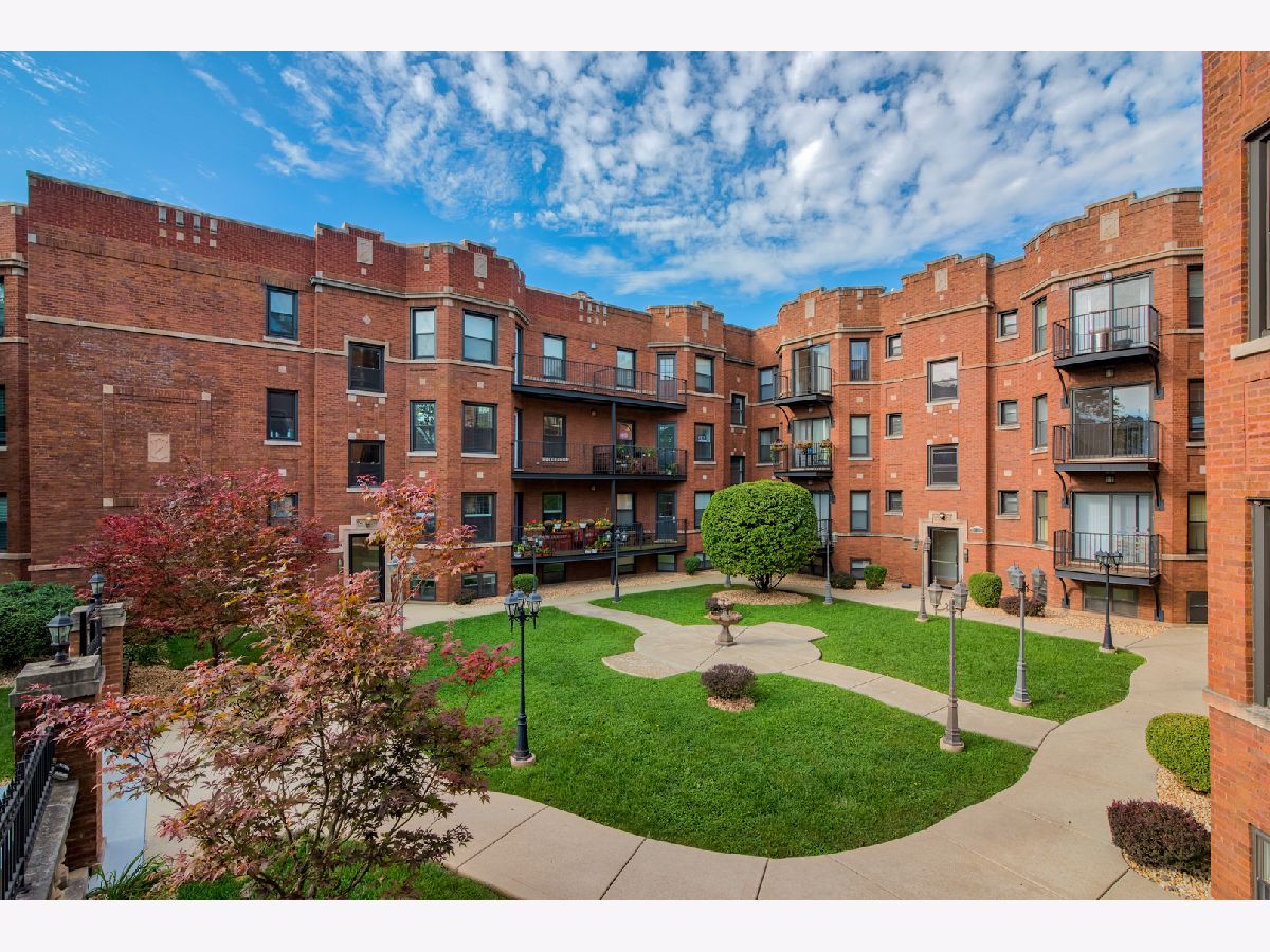 For Rent Chicago Illinois, 4014 Central Park