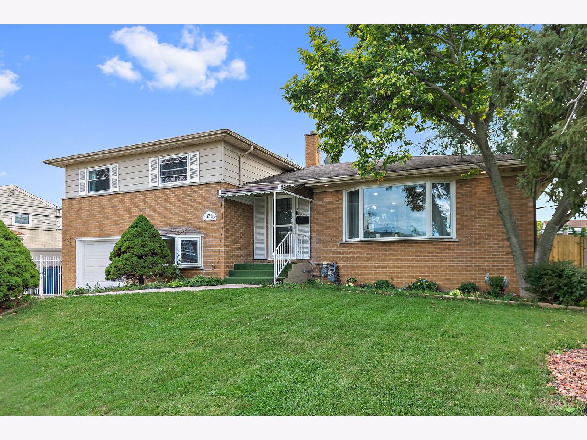  For Sale Melrose Park Illinois, 1202 Elsie Drive