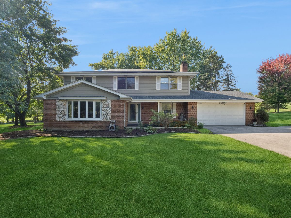  For Sale Barrington Illinois, 152 Ela Road