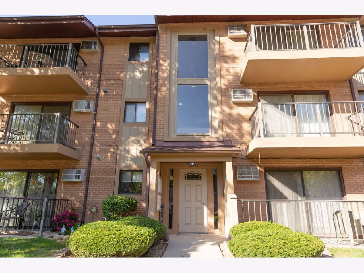  For Sale Worth Illinois, 10940 Worth Avenue