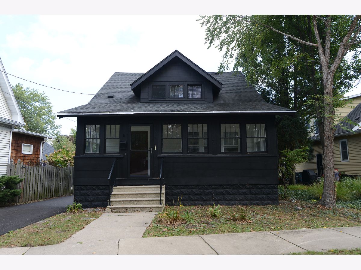 For Sale St Charles Illinois, 724 5th Street